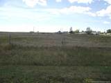 600 Ellice Avenue - Photo 1