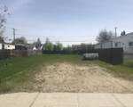 411 9 St - Photo 1