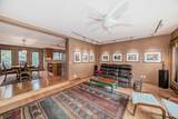 200 Prospect Heights - Photo 3