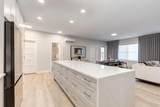 175 Wolf Hollow Crescent - Photo 5