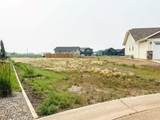 6927 Meadowview Close - Photo 5