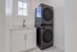 90 Treeline Gardens - Photo 22