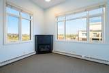 910 Centre Avenue - Photo 16