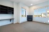 910 Centre Avenue - Photo 17