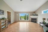 92 Oswald Close - Photo 4