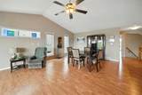 92 Oswald Close - Photo 6