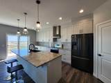 160 Howse Crescent - Photo 10