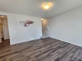 160 Howse Crescent - Photo 14