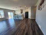 160 Howse Crescent - Photo 16