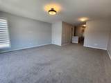 160 Howse Crescent - Photo 35