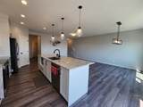 160 Howse Crescent - Photo 5