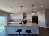 160 Howse Crescent - Photo 6