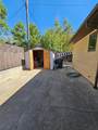 301 Centre Avenue - Photo 4
