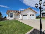 809 Cherry Close - Photo 2