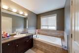 913 7 Avenue - Photo 32