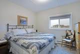 499 Meadowlake Court - Photo 16