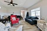 2037 Sunflower Crescent - Photo 12