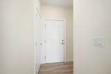 15 Skyview Point Crescent - Photo 8