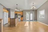 5105 21 Street Close - Photo 8
