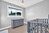 2046 33 Street - Photo 9