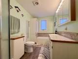909 230 Street - Photo 26