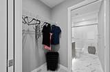 310 15 Avenue - Photo 20