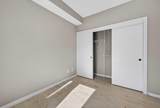 122 Mahogany Centre - Photo 18