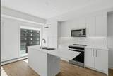 310 15 Avenue - Photo 8