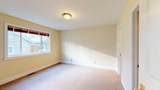 215 10 Avenue - Photo 14