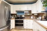 18 Garden Place - Photo 14