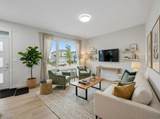20 Memorial Parkway - Photo 4