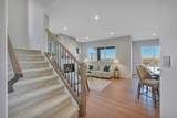 7 Vincent Gate - Photo 5
