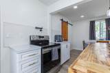 593 3 Avenue - Photo 9