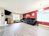 1100 10 Avenue - Photo 3