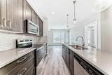 200 Shawnee Square - Photo 8