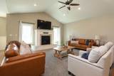 372 E 1 Avenue - Photo 6
