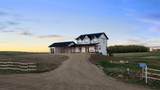 422073 Range Road 284 - Photo 1