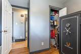 207 7 Avenue - Photo 25