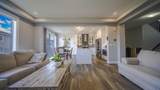 74 Carrington Crescent - Photo 9
