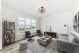 310 Montrose Crescent - Photo 4