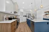 680 Sixmile Crescent - Photo 6