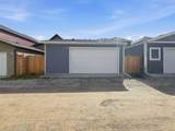 237 Mahogany Parade - Photo 35
