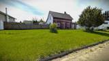 110 Niblock Street - Photo 1