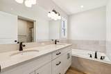 30 Hotchkiss Gardens - Photo 19