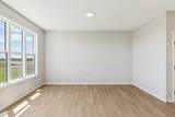 386 Hotchkiss Manor - Photo 15