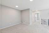 386 Hotchkiss Manor - Photo 22