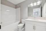 386 Hotchkiss Manor - Photo 32