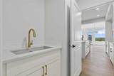 138 Corner Glen Square - Photo 10