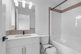 138 Corner Glen Square - Photo 32