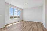 374 Hotchkiss Manor - Photo 11
